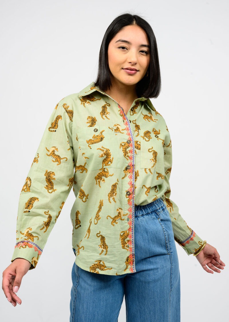 Ivy Jane Tiger Embroidered Camp Shirt | Sage