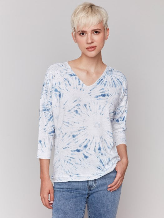 Charlie B Printed V-Neck Knit Top | Denim