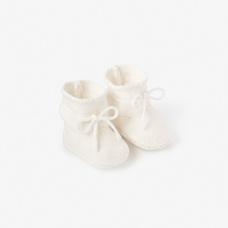 Elegant Baby White Garter Knit Baby Booties