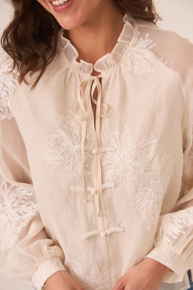 NKN nekane  Embroidered Oriental Style Blouse | Ecru