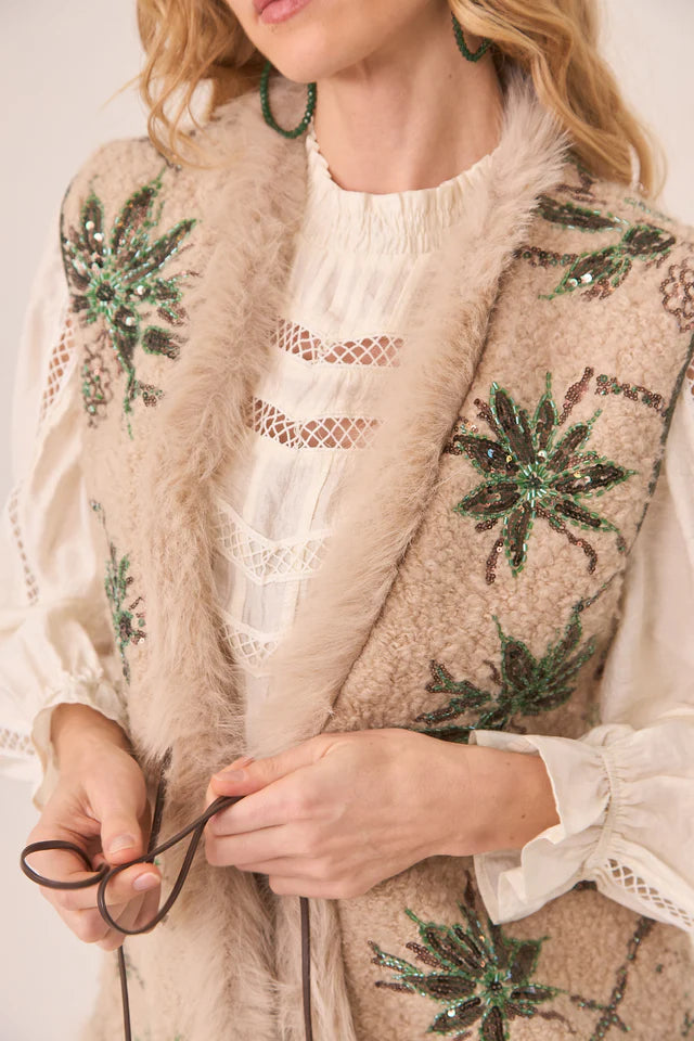 NKN nekane Fantasy Sheepskin Vest | Ivory