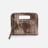 HOBO Ace Clutch Metallic Leather | Cocoa Platinum
