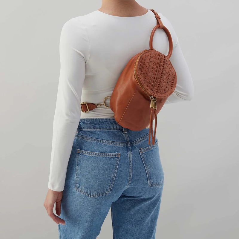 HOBO Sheila Sling |Harvest Wheat