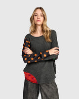 Alebmika Maisie Curve Top | Carbon/Dots