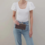 HOBO Lauren Clutch Wallet | Hearthstone