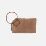 HOBO Sable Wristlet Polished Leather | Cashmere