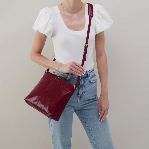 HOBO Romy Medium Crossbody | Saddleberry