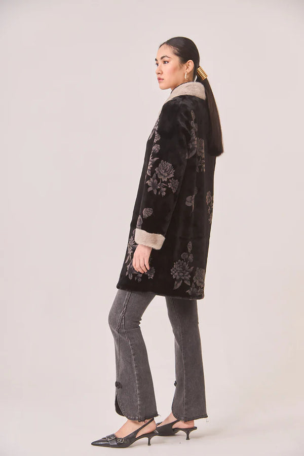 NKN nekane Fur Flower Coat with Jewel Button | Black