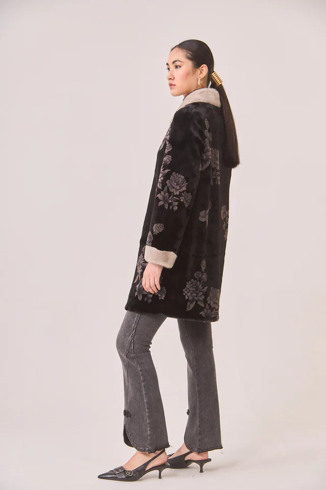 NKN nekane Fur Flower Coat with Jewel Button | Black
