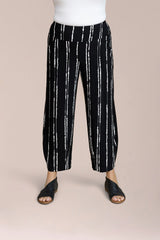 Sympli Narrow Lantern Pant Print | Cecily Black