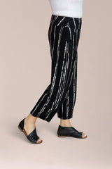 Sympli Narrow Lantern Pant Print | Cecily Black