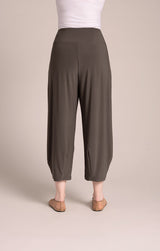 Sympli Narrow Lantern Pant |Tapenade