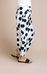 Sympli Narrow Lantern Pant  | Spot On